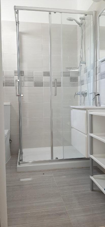 Coral Bay Suite Cyprus エクステリア 写真