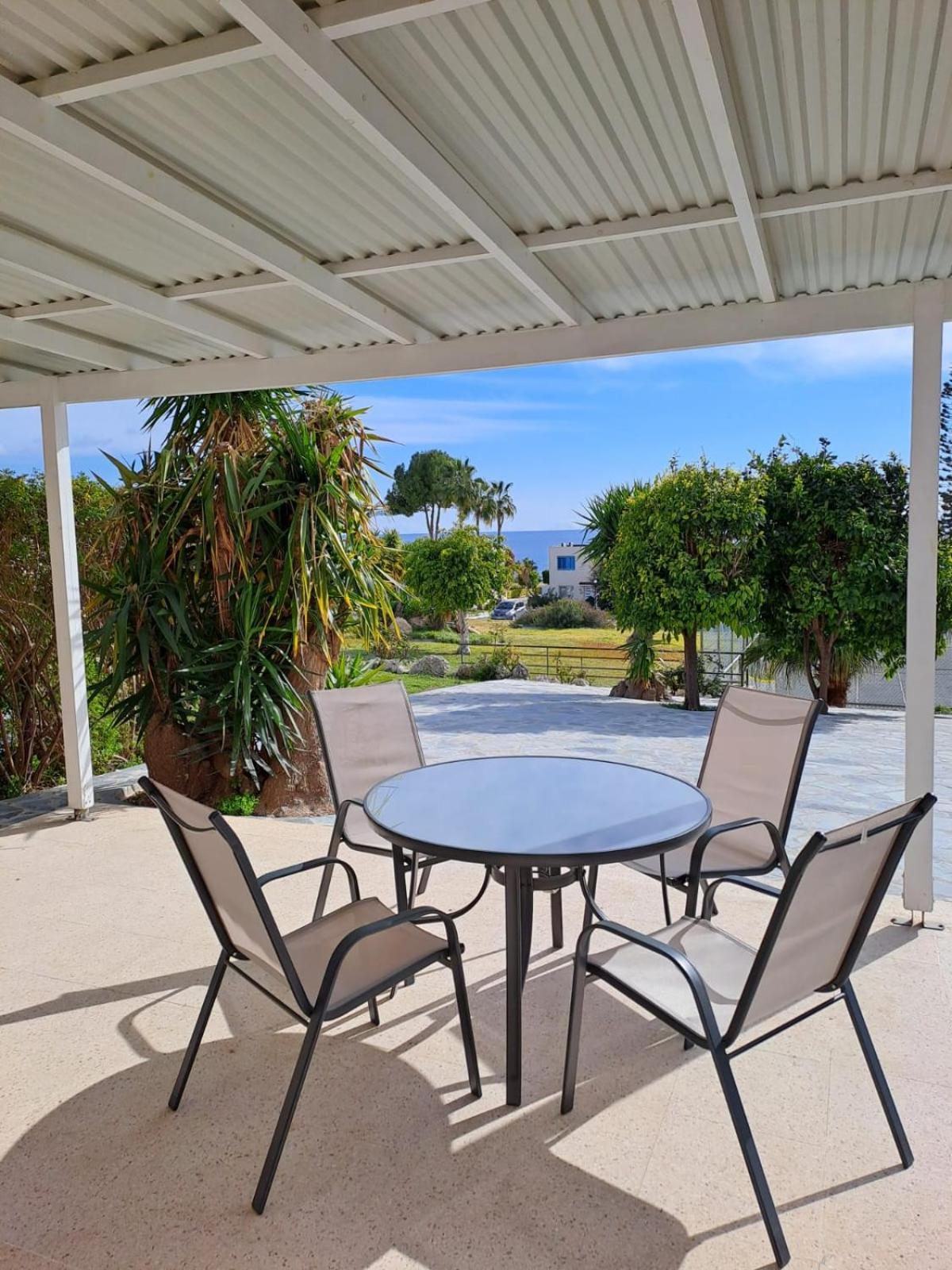 Coral Bay Suite Cyprus エクステリア 写真